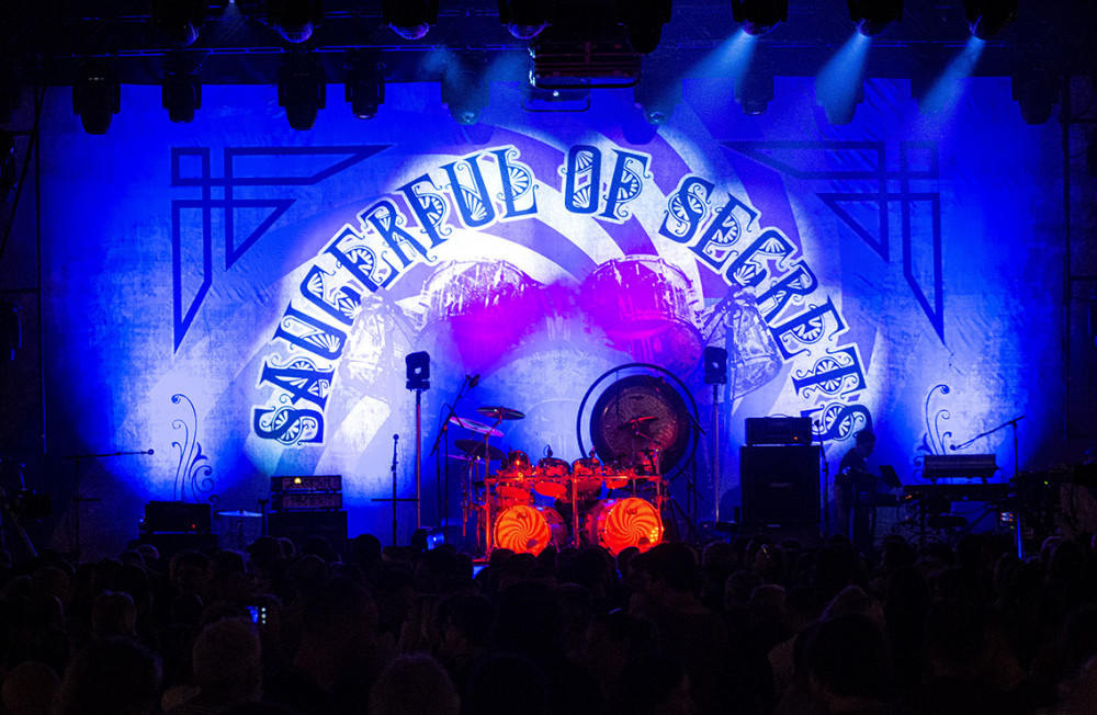 Nick Mason's Saucerful Of Secrets: pódium před koncertem