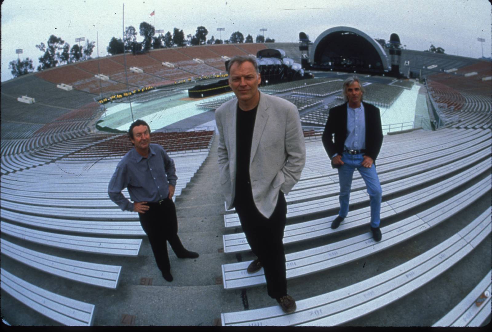 Pink Floyd na Strahově zleva -  Nick Mason, David Gilmour, Rick Wright