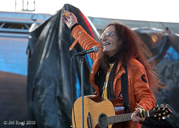 Ken Hensley