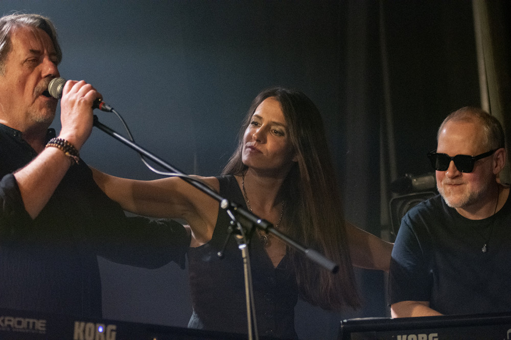 Precedens - zleva: Martin Němec, Daniela Langerová a Pavel Nedoma